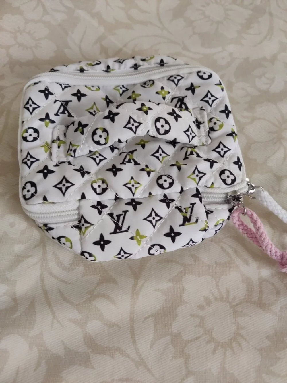 NEW Quilted Fabric Cosmetic/Makeup Train Case Travel Toiletry Bag